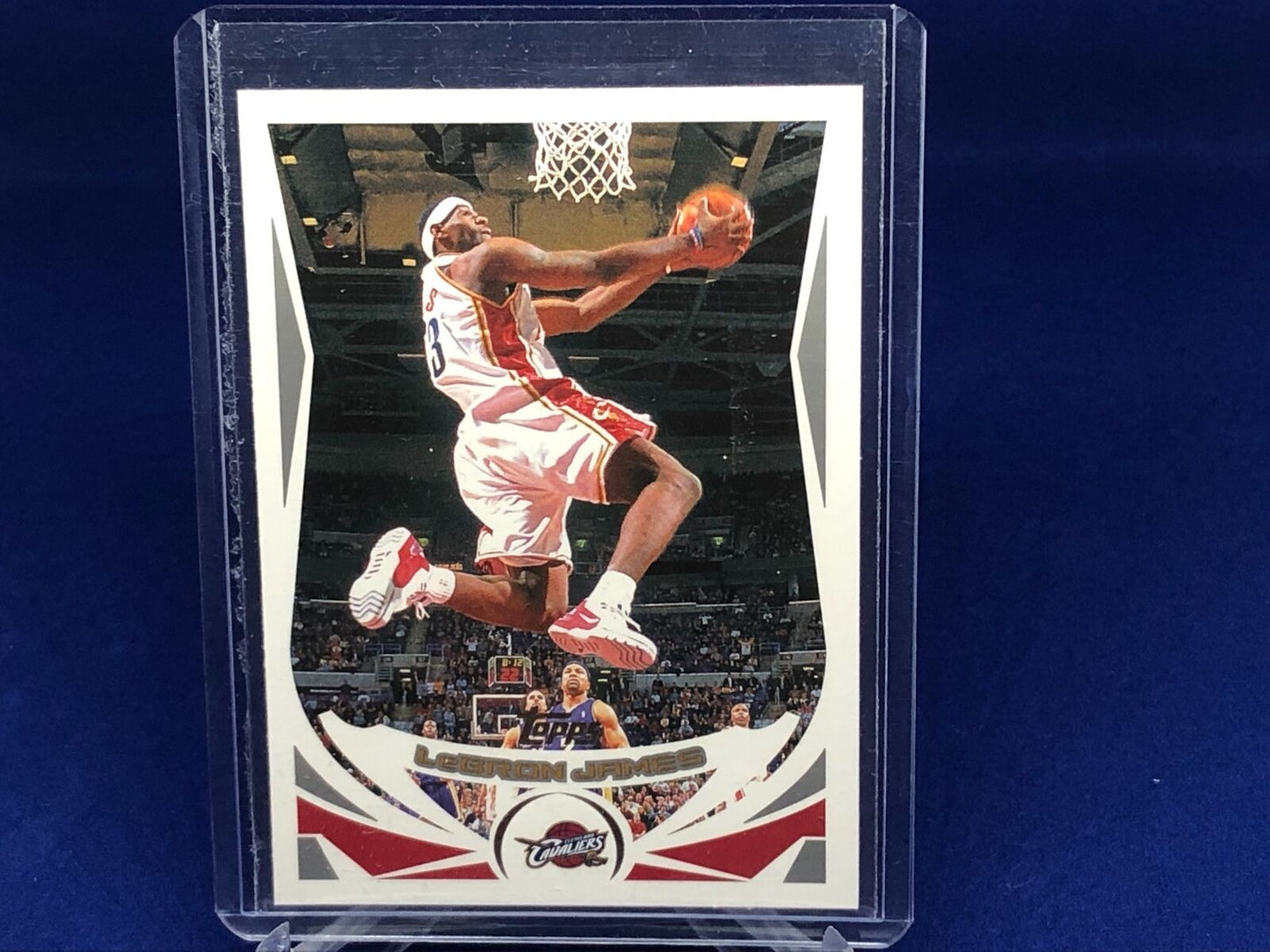 LEBRON JAMES 2004-05 TOPPS # 23