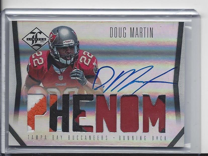 DOUG MARTIN 2012 LIMITED PHENOM JUMBO 4 COLOR BUCS PATCH ON CARD AUTO RC #D /299