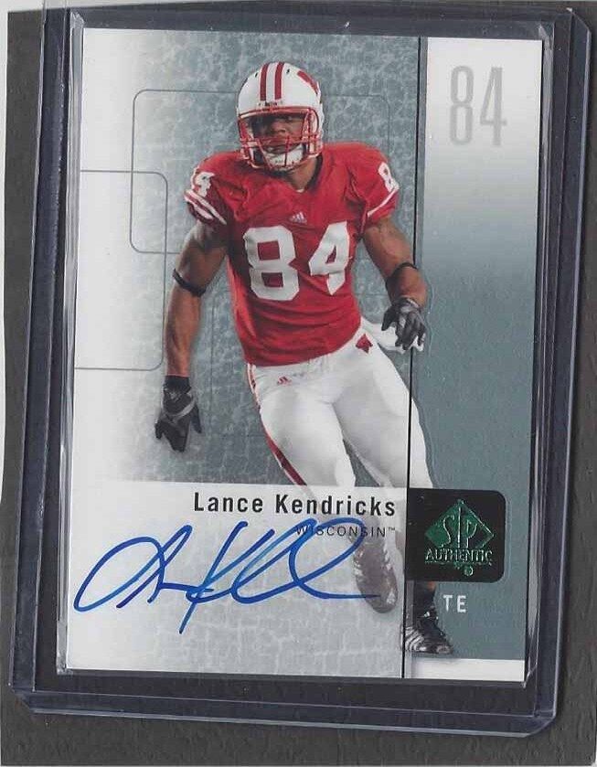 LANCE KENDRICKS 2011 UPPER DECK SP AUTHENTIC PACKERS ON CARD ROOKIE AUTO RC #68