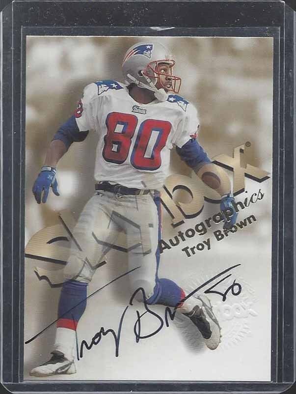 TROY BROWN 1998 SKYBOX AUTOGRAPHICS RARE PATRIOTS ON CARD AUTO
