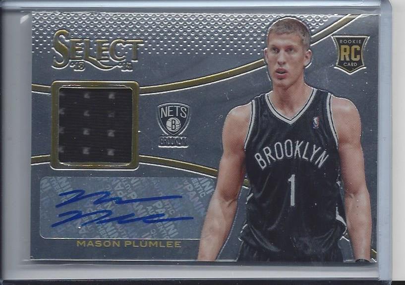 MASON PLUMLEE 2013-14 SELECT NETS ROOKIE JERSEY AUTO RC #2